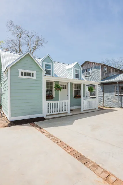 Stonewall Country Cottage