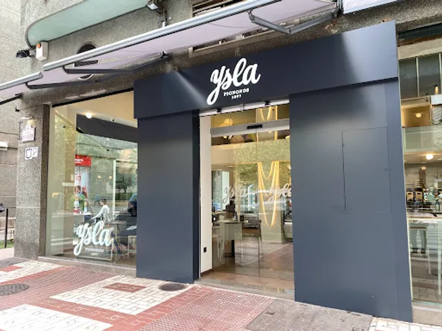 Cafetería, pastelería Casa Ysla San Anton