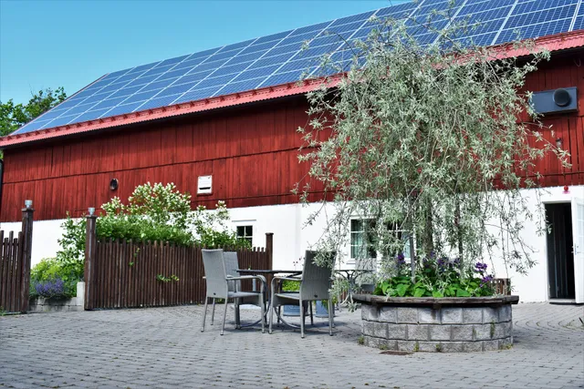 Närebo Gårdshotell & Restaurang