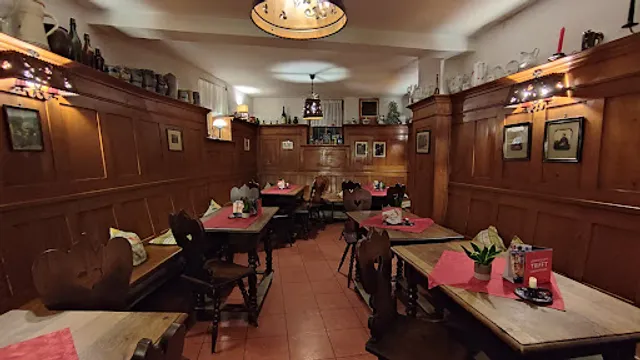 Weinstube zum Pulverer