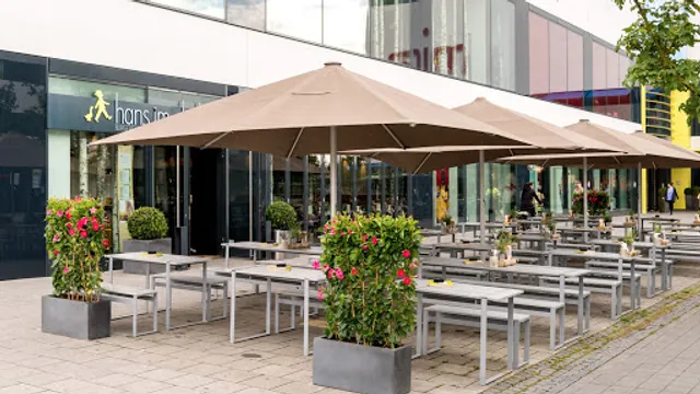 HANS IM GLÜCK - MÜNCHEN Mira