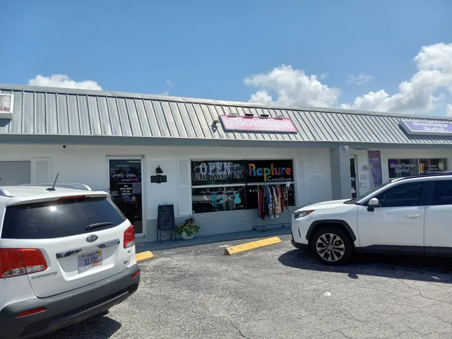 Simply Golden Boutique