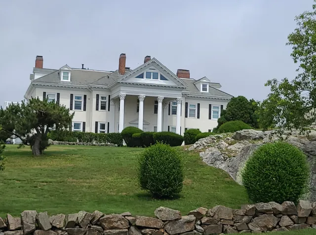 Viking Tours of Newport - Trolley Tours