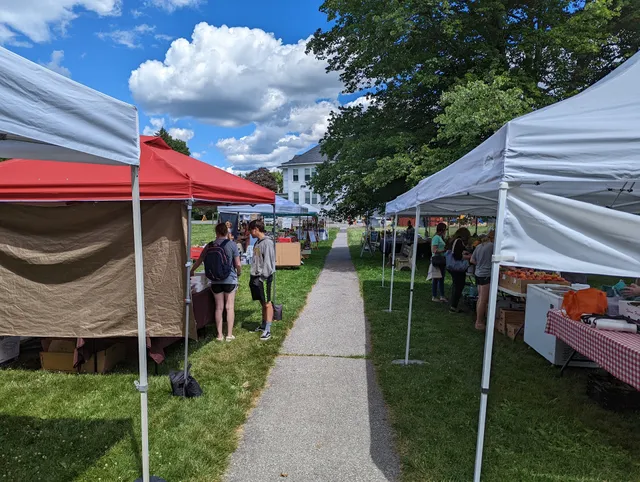 Roudenbush Community Market