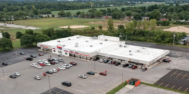 Casselwood Shopping Center