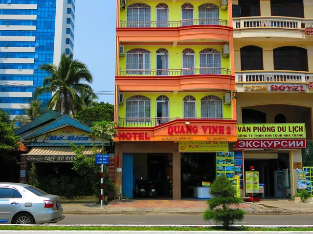 Hotels Quang Vinh 2