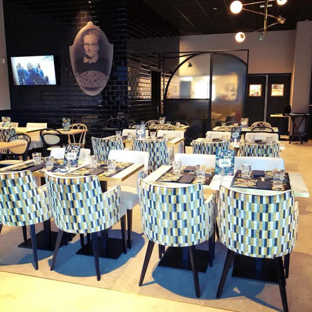 Bistrot Colette The Village