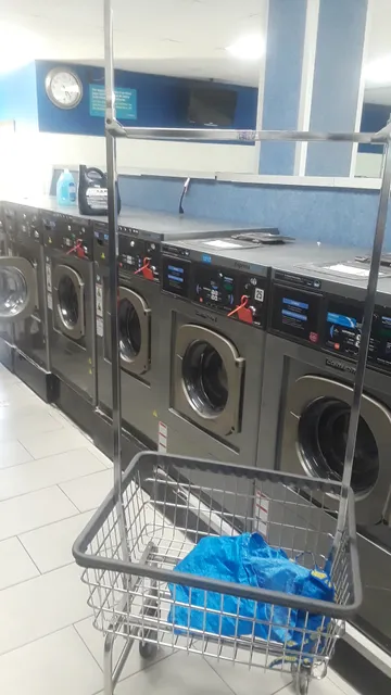 Free Dry Laundromat