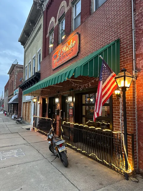 J. Hicks On The Square