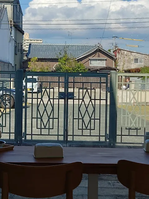 こほりや 佐賀自家製シロップのかき氷（うどんこどん内）