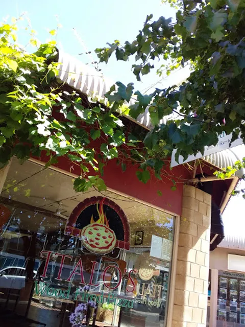 Italo's Wood Fired Pizza