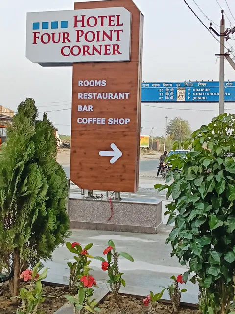 Four Point Corner Pali