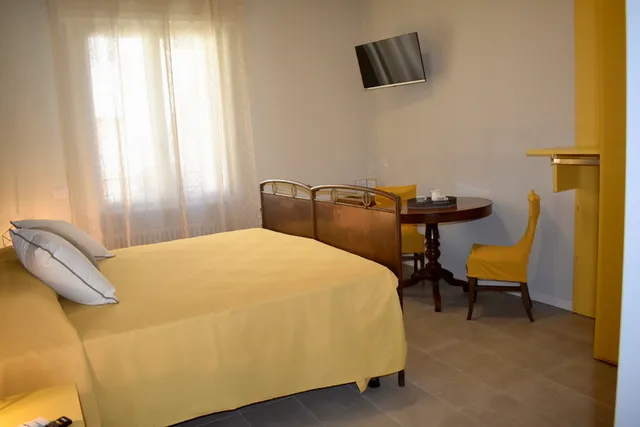 B&B "Il Trovatore Rooms"