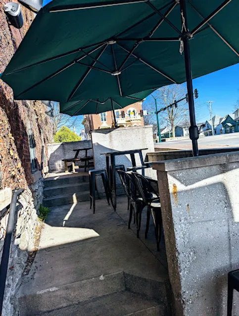 Vine Tavern & Eatery - DOWNTOWN Iowa City