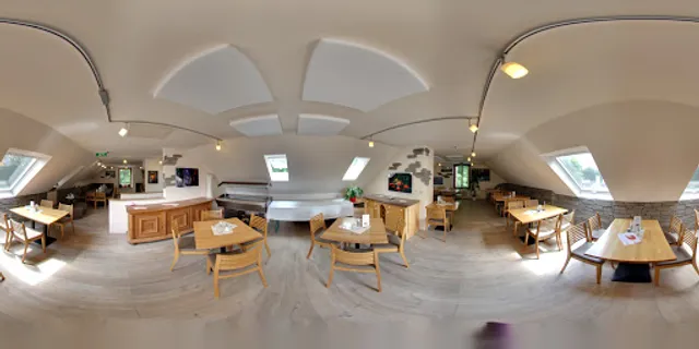 Vulkanbäcker Haas - Café Baumhaus