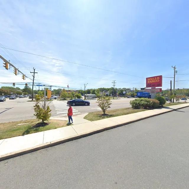 Gateway International Market