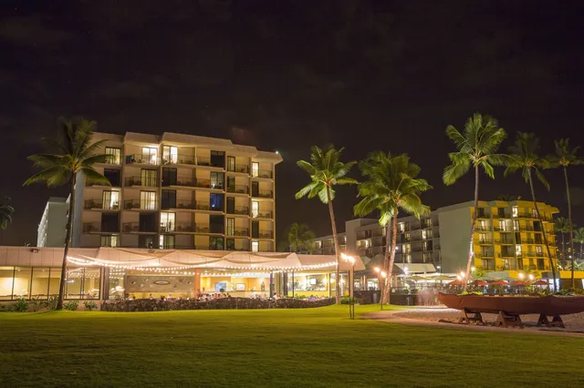 Courtyard by Marriott King Kamehameha's Kona Beach Hotel