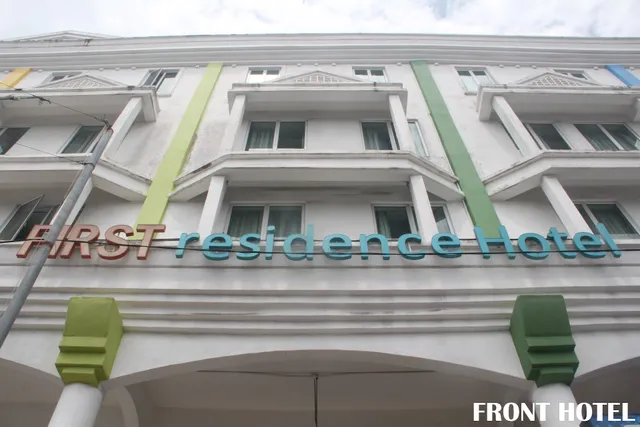 First Residence Hotel