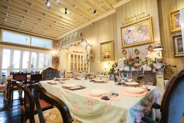 Hacienda Coffee House & Restaurant