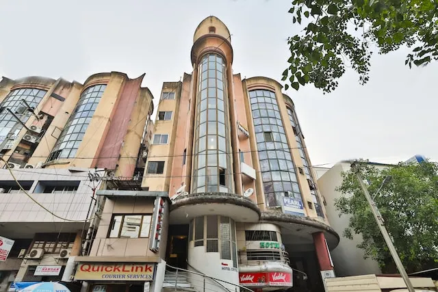 OYO 2503 Hotel Amber