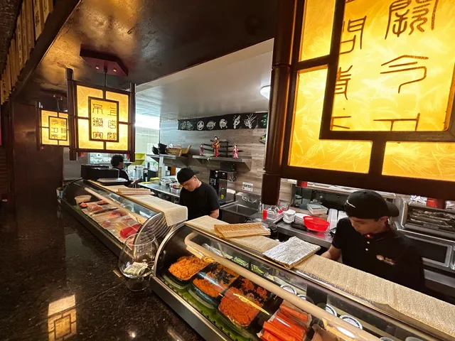 QC Sushi Japanese Kitchen
