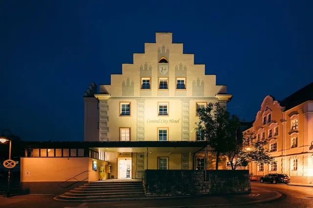 Central City Hotel