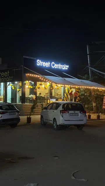 Street Central and co. (zirakpur)