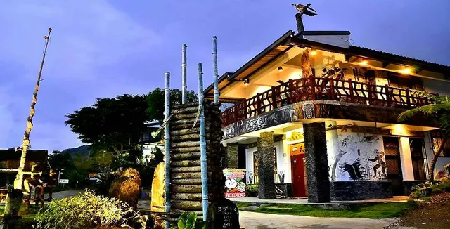 Jilufugan Arts Bed and Breakfast