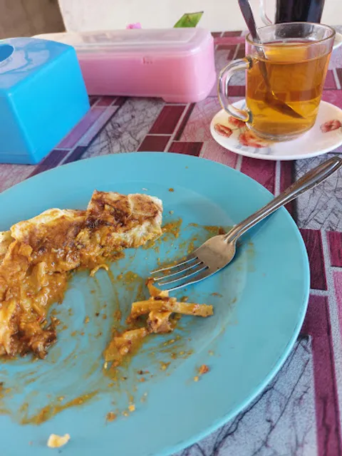 Warung MakSu (Khao Mak Gai & Roti Canai)