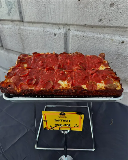 Uncle Chuck’s Pizzeria