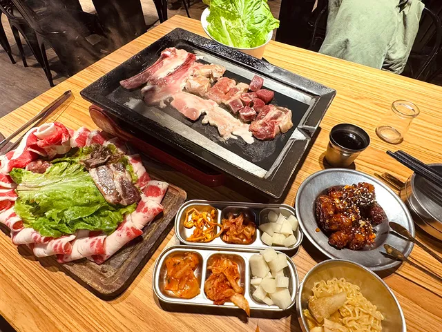 啾哇嘿喲韓式烤肉專門店 ｜韓式｜燒烤｜美食｜火鍋｜料理｜炸雞｜大安站｜大安區｜