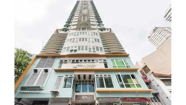 OYO 207 Bay Area Suites