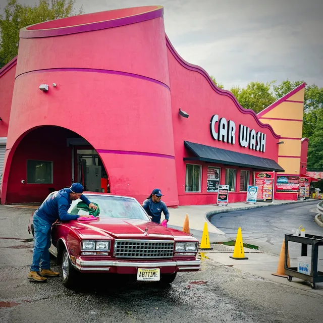 BubbleWorks Auto Spa Exterior Car Wash