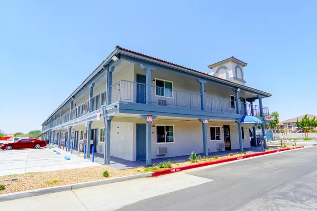 Beyond Stay Hotel Victorville