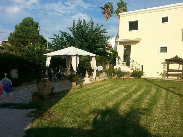 Angelique Apartments