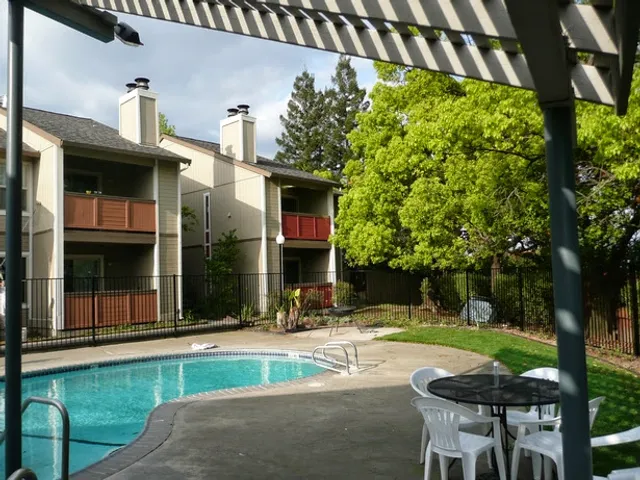 Jerron Place Apartments