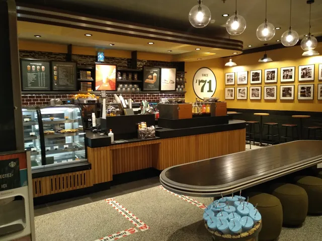 Starbucks Coffee - AUTOGRILL Disney Hôtel Santa Fé