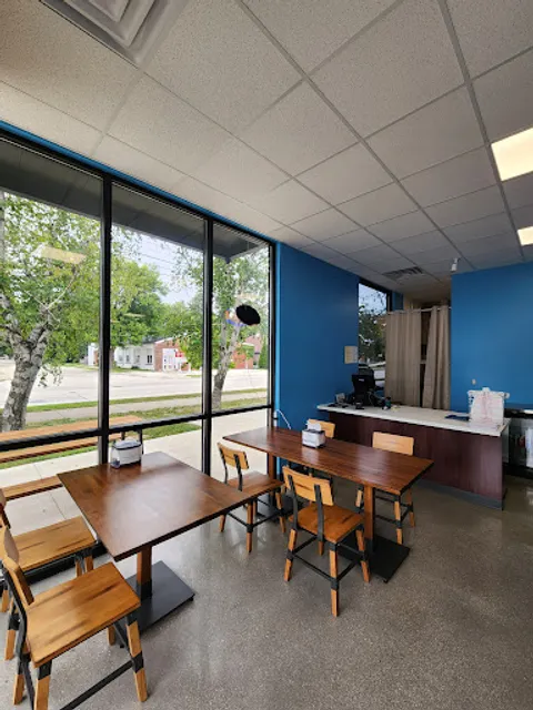 Monte's Grill and Bar