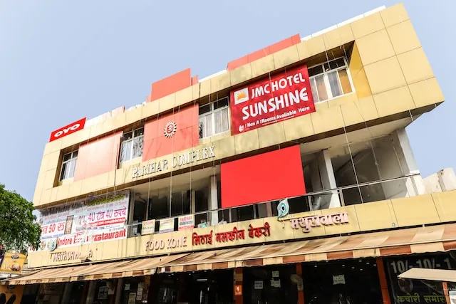 OYO 16733 Hotel Sunshine
