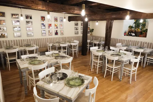 farina pizzabar & cafe'