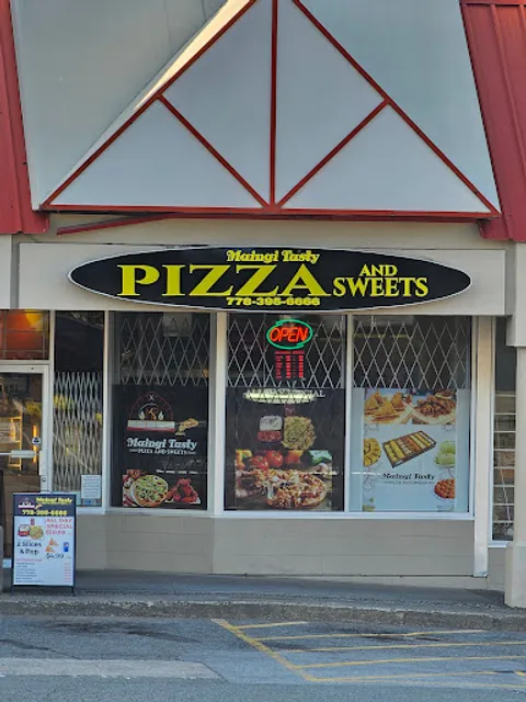 GO TO PIZZA AND CURRY