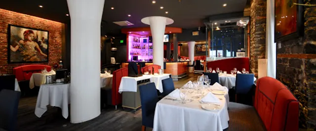 CONTI - Cuisine Italien / Francaise - Fruit de Mer / Burgers / Steak - Bar a Vin / Cocktails