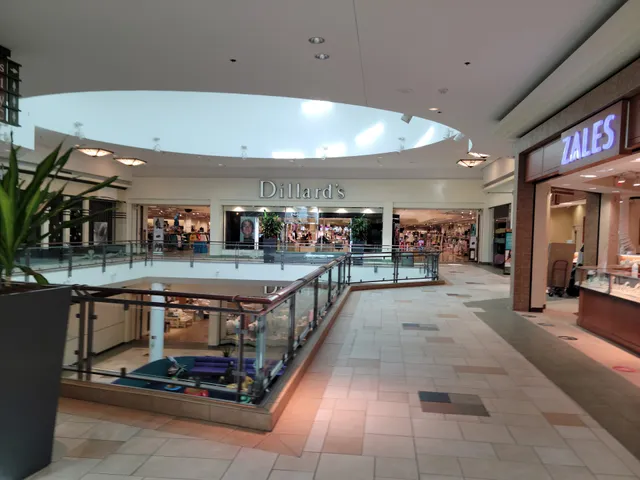 Dillard's