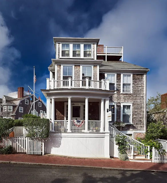 Cliff Lodge Bed & Breakfast