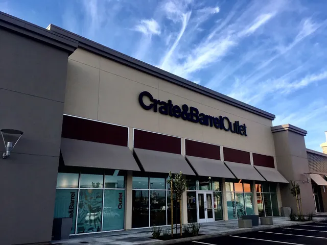 Crate & Barrel Outlet
