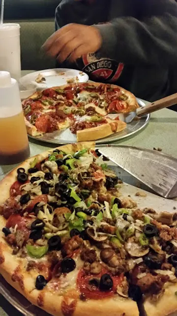 D'Caesaro Pizza & Italian