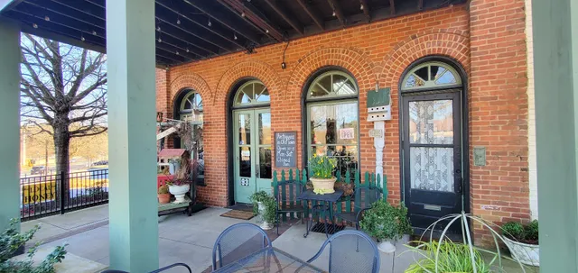 Antiques in Old Town