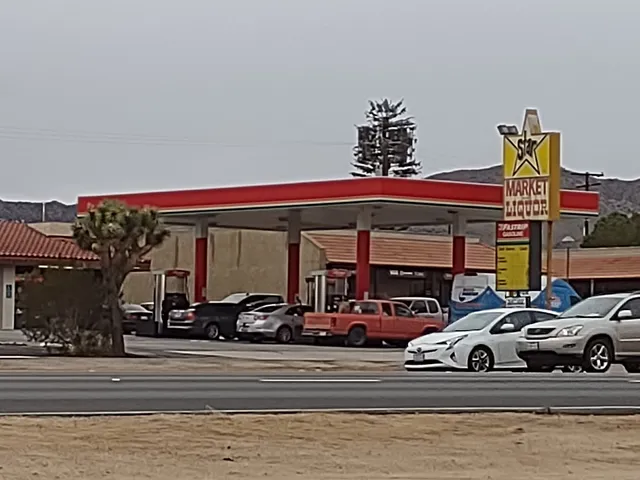 Star Market & Liquor