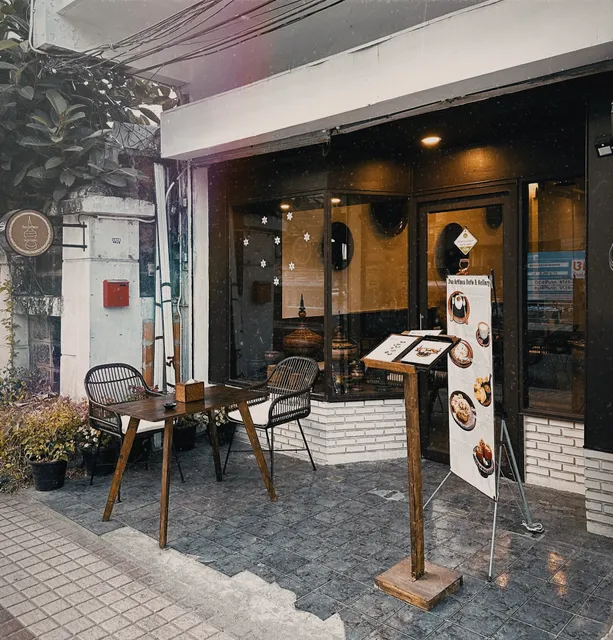 Yun Artisan Cafe & Gallery