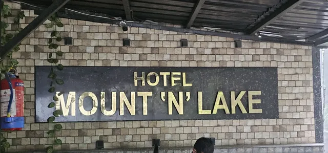 Hotel Mount 'N' Lake